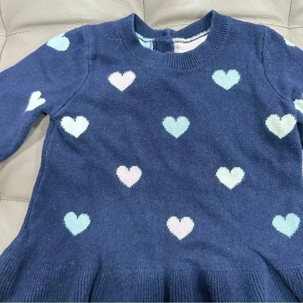 GAP baby girl hearts sweater dress 6-12m